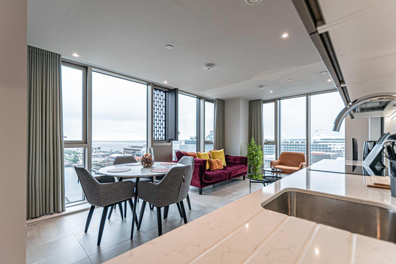 The Lexington - Liverpool City Centre 24 Hour Gym - Your Perfect Stay - City And Waterfront Views Exterior photo